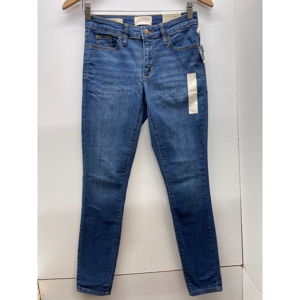 Universal Thread Mid Rise Skinny Jeans Medium Wash Blue Denim Size 00/24R NWT
